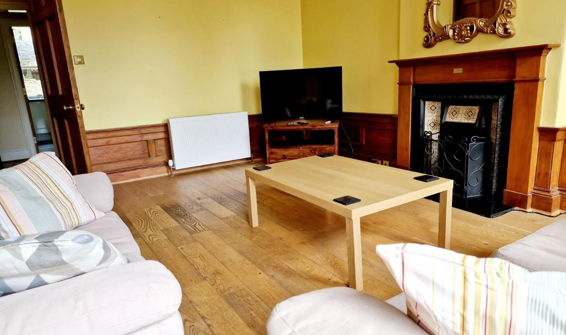 Gardner'S Crescent City Apartment Edinburgh United Kingdom
